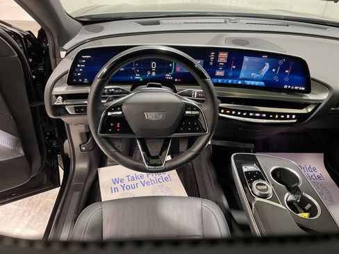 Used 2024 Cadillac Lyriq Luxury image 37