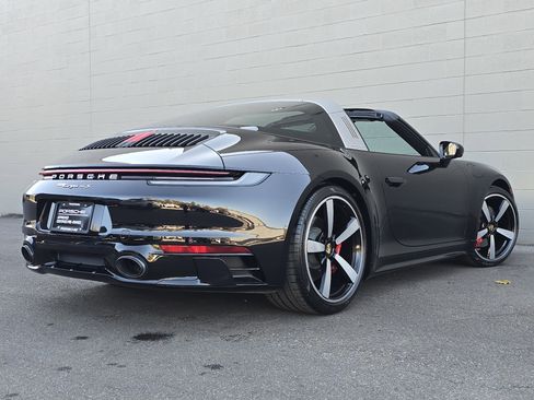 Certified 2024 Porsche 911 Targa 4S image 9