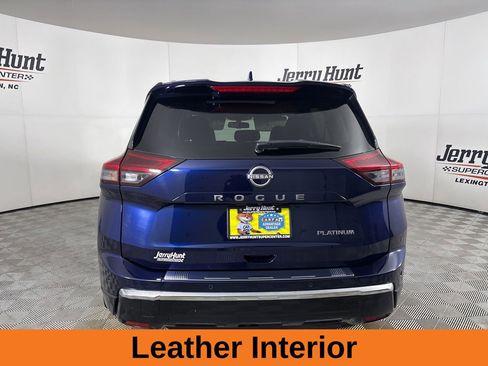Used 2024 Nissan Rogue Platinum w/ Platinum Premium Package image 6
