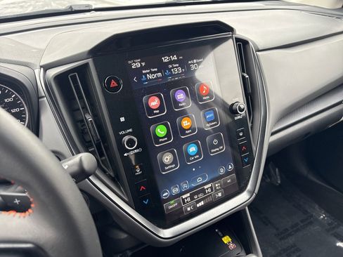 Certified 2025 Subaru Crosstrek 2.5i Limited image 17