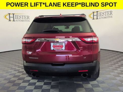 Used 2021 Chevrolet Traverse LT image 6