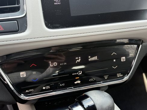 Used 2017 Honda HR-V EX-L image 14