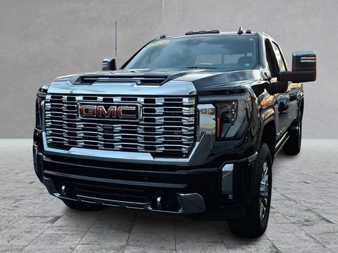 Certified 2024 GMC Sierra 3500 Denali w/ Denali Reserve Package image 5