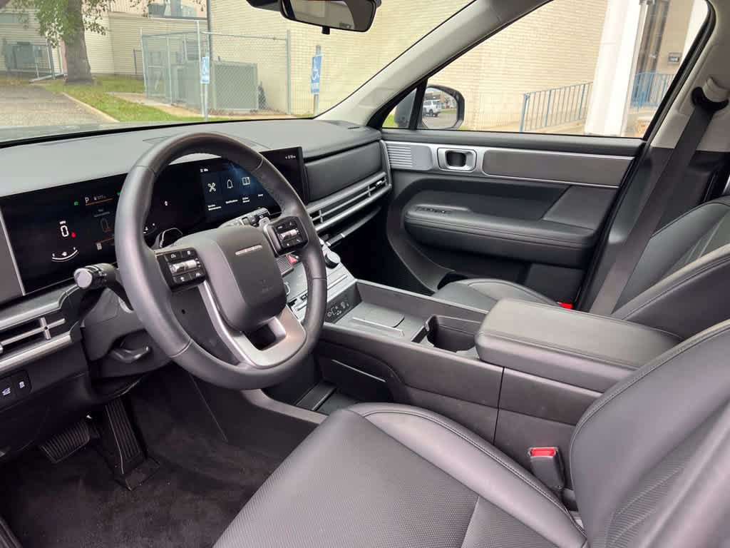 Used 2026 Hyundai Santa Fe SEL FWD image 8