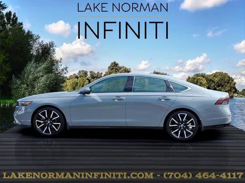 Used 2023 Honda Accord Touring image 22