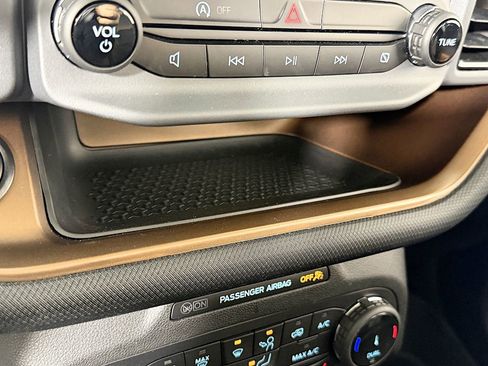 Used 2023 Ford Bronco Sport Outer Banks w/ Tech Package image 32