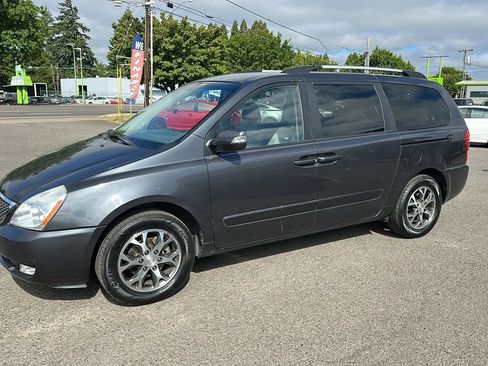 Used 2014 Kia Sedona LX w/ Power Package image 7