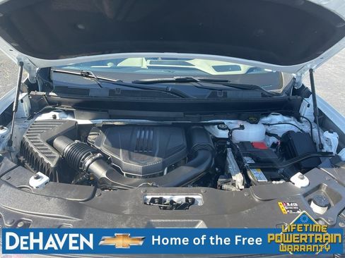 Used 2026 GMC Acadia Elevation w/ Elevation Premium Package FWD image 30