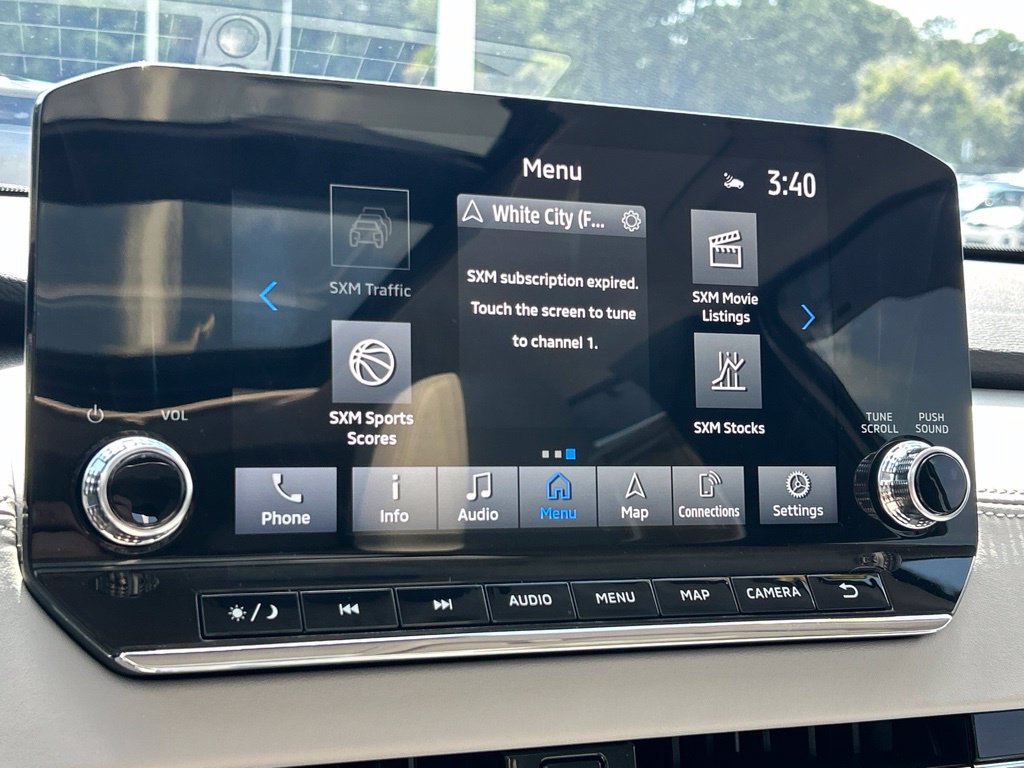 Used 2025 Mitsubishi Outlander 4WD Plug-In Hybrid image 28