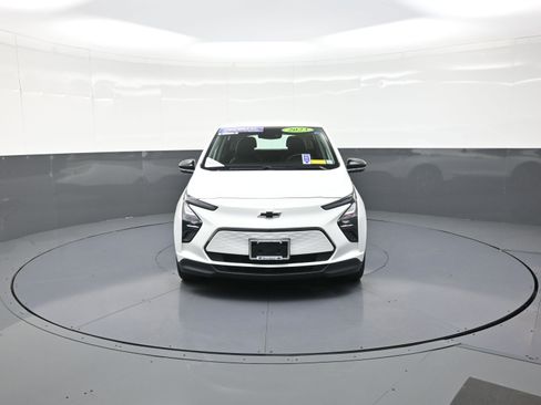 Used 2023 Chevrolet Bolt LT w/ Infotainment Package image 8