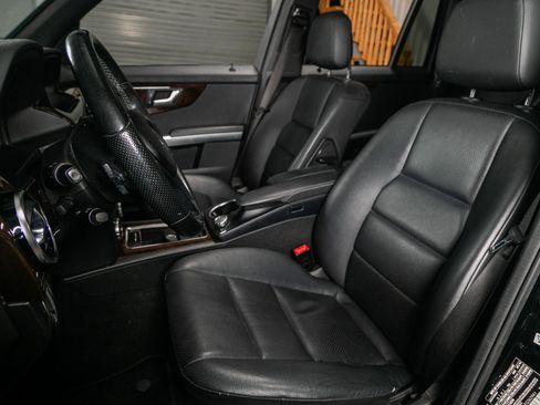 Used 2015 Mercedes-Benz GLK 350 RWD 4dr GLK 350 image 4