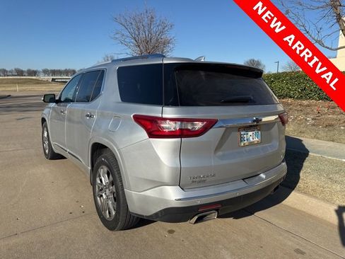 Used 2018 Chevrolet Traverse Premier w/ Driver Confidence II Package image 5