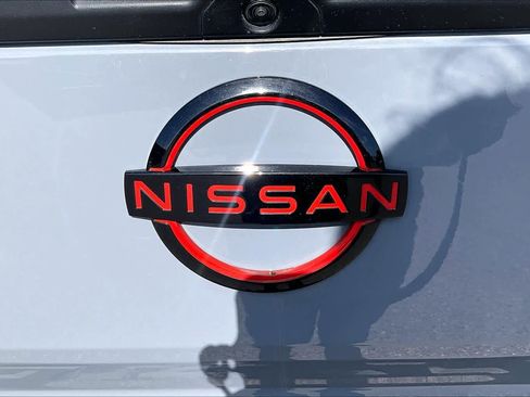 Used 2023 Nissan Frontier PRO-4X w/ Pro Convenience Package image 30