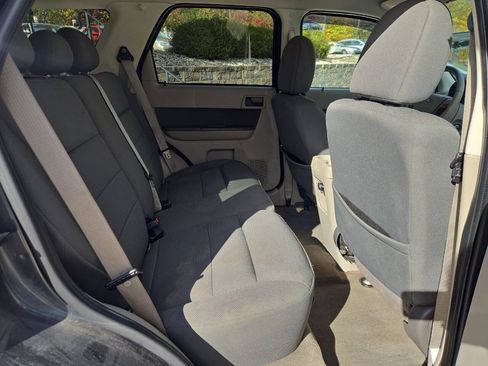 Used 2009 Ford Escape XLT AWD/4WD image 22
