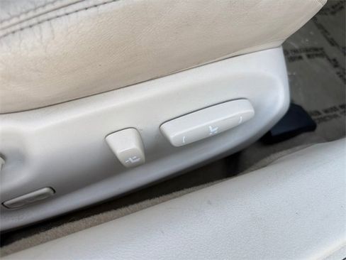 Used 2010 Lexus IS 250C image 23