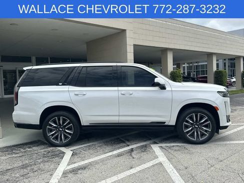 Used 2021 Cadillac Escalade Sport AWD/4WD image 6