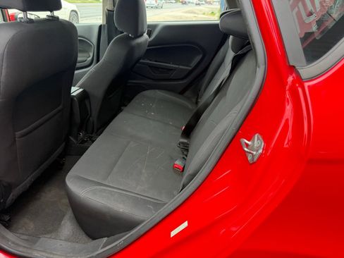 Used 2015 Ford Fiesta SE FWD image 37
