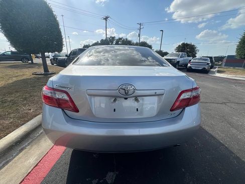 Used 2009 Toyota Camry XLE FWD image 8