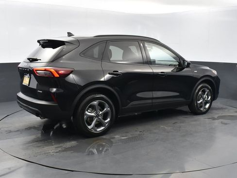 Certified 2025 Ford Escape ST-Line image 4