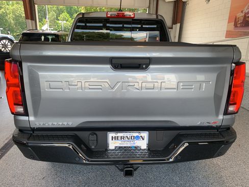 New 2026 Chevrolet Colorado ZR2 w/ Technology Package AWD/4WD image 7