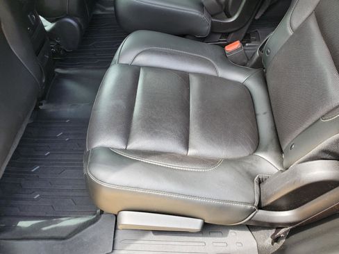 Used 2019 GMC Acadia SLT w/ Black Edition AWD/4WD image 44