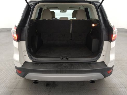 Used 2017 Ford Escape SE AWD/4WD image 29