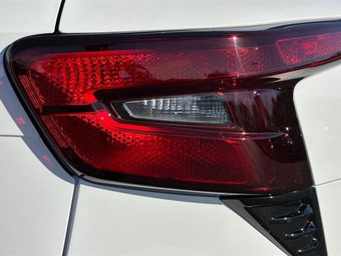 New 2026 Chevrolet Trax LT image 31