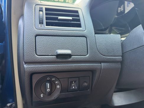 Used 2011 Ford Fusion SE w/ Sport Appearance Pkg FWD image 18