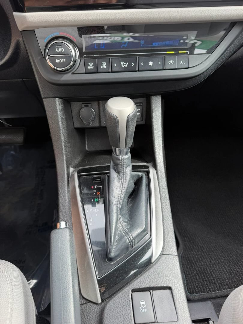 Used 2014 Toyota Corolla LE w/ Protection Package FWD image 24