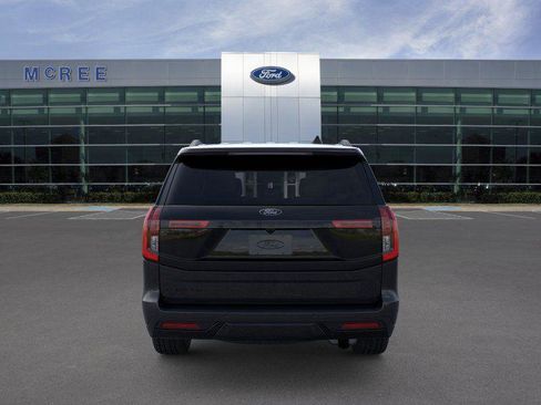 New 2026 Ford Expedition Platinum w/ Stealth Appearance Package AWD/4WD image 5