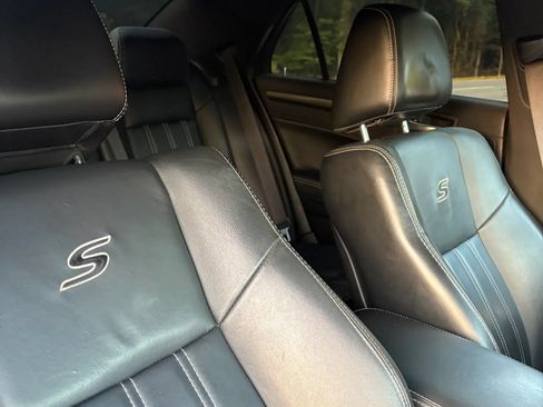 Used 2015 Chrysler 300 S AWD/4WD image 27