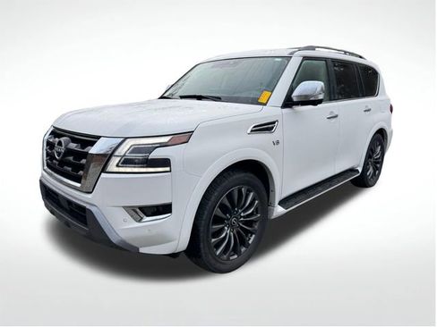 Used 2022 Nissan Armada Platinum w/ Captain's Chairs Package image 5