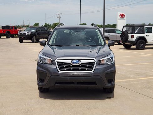 Used 2020 Subaru Forester Premium AWD/4WD image 6