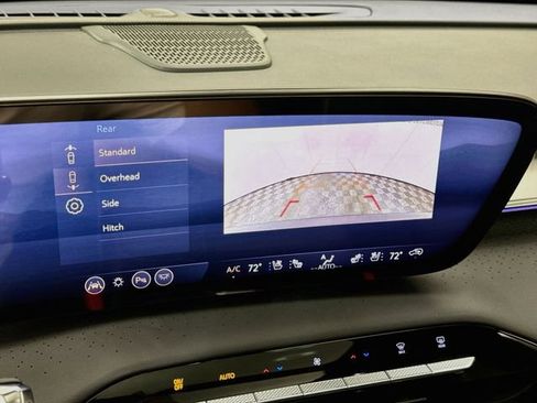 Used 2026 Buick Enclave Avenir w/ Super Cruise Package AWD/4WD image 15