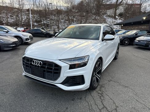 Used 2021 Audi Q8 Prestige w/ Prestige Package image 2