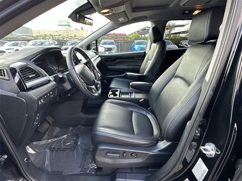 Certified 2024 Honda Odyssey Touring image 19