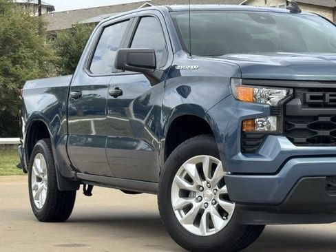 Used 2024 Chevrolet Silverado 1500 Custom AWD/4WD image 3