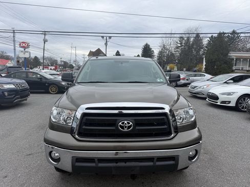 Used 2011 Toyota Tundra 4x4 Double Cab w/ TRD Off-Road Pkg image 2