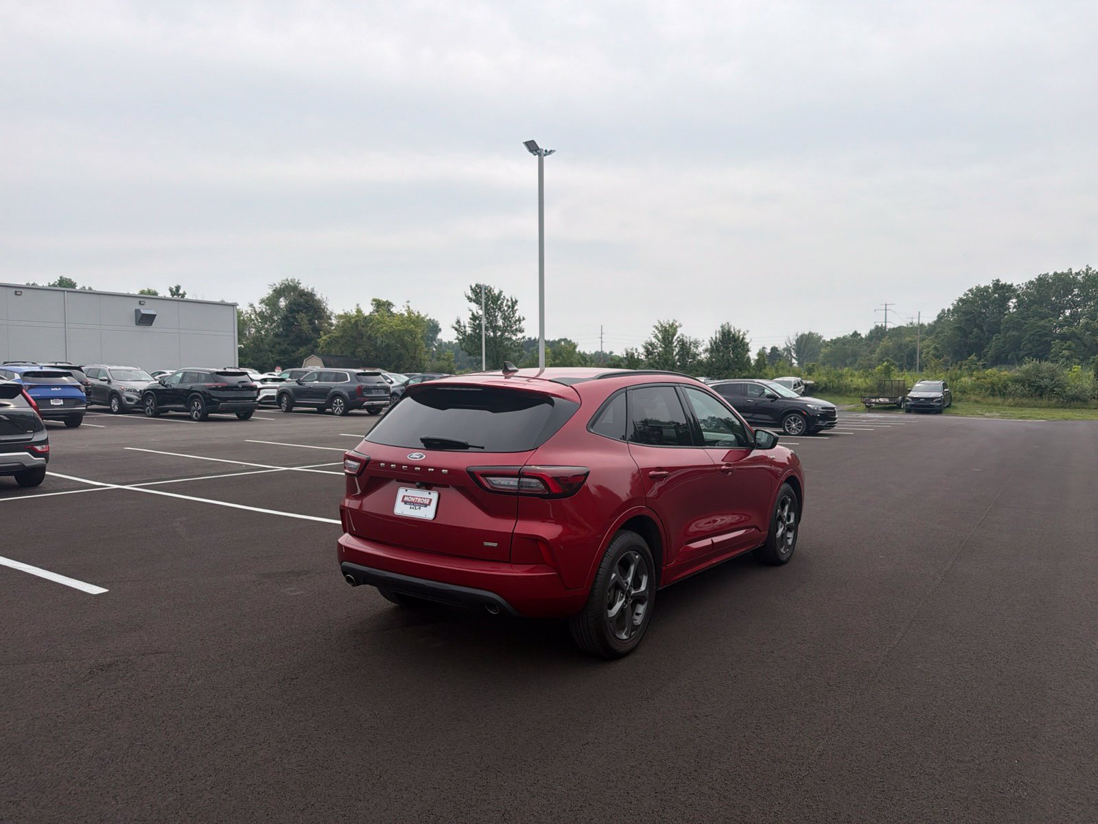Used 2023 Ford Escape ST-Line w/ Equipment Group 301A FWD image 5
