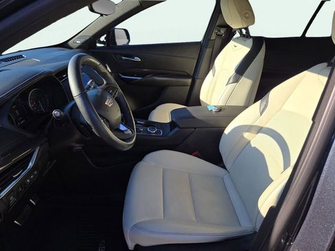 Used 2019 Cadillac XT4 Sport image 18