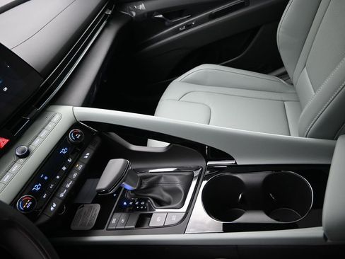 New 2026 Hyundai Elantra Limited w/ Cargo Package FWD image 20
