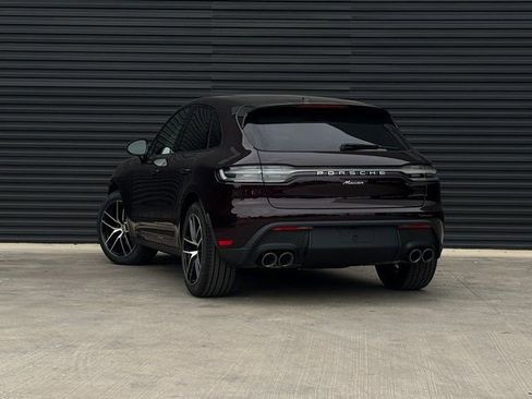 Certified 2026 Porsche Macan image 3