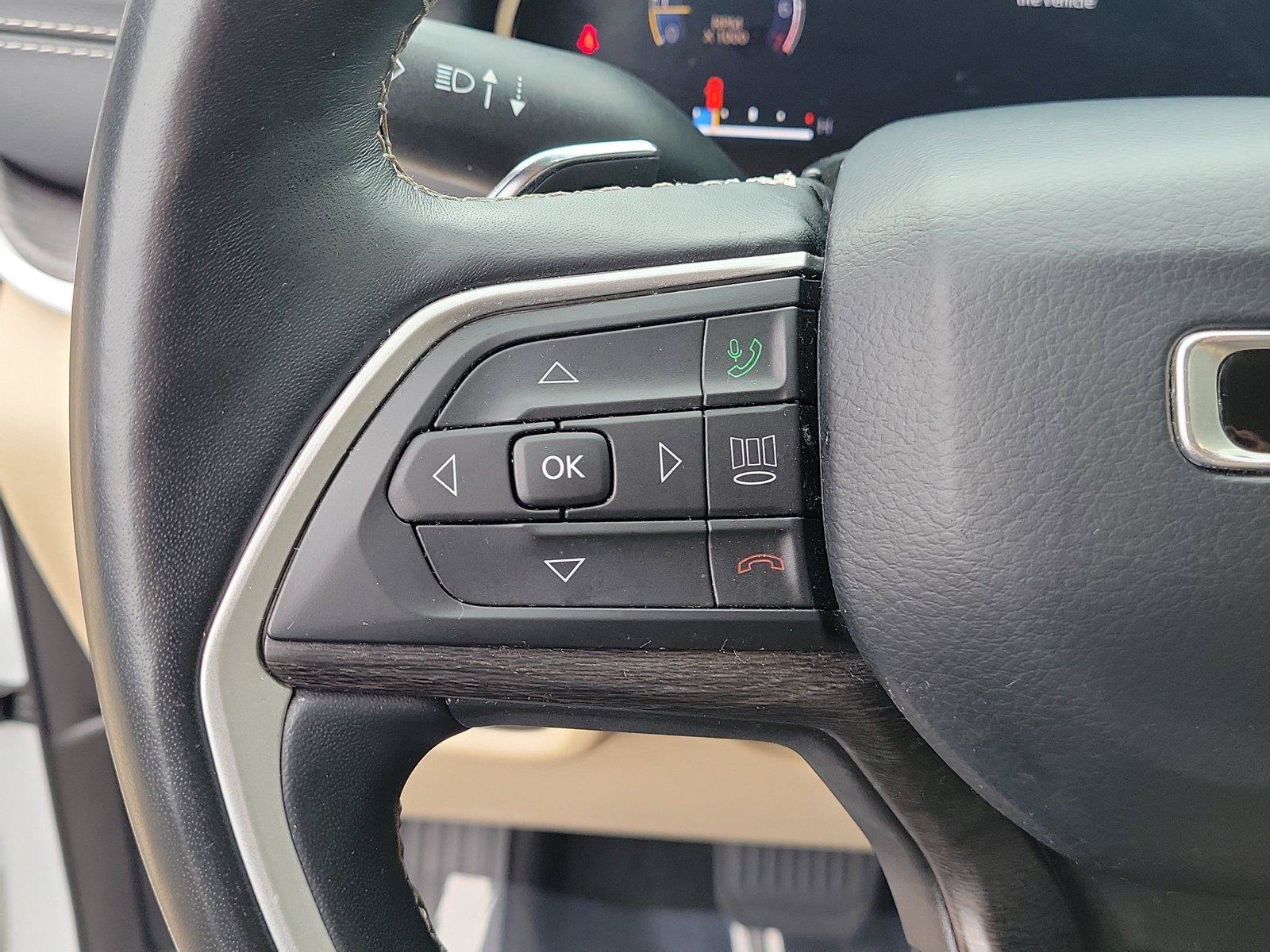 Used 2021 Jeep Grand Cherokee L Limited AWD/4WD image 23