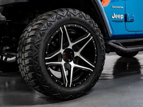 Used 2020 Jeep Wrangler Unlimited Sahara AWD/4WD image 77