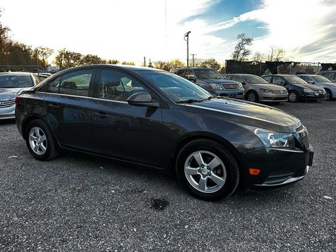 Used 2014 Chevrolet Cruze LT image 8