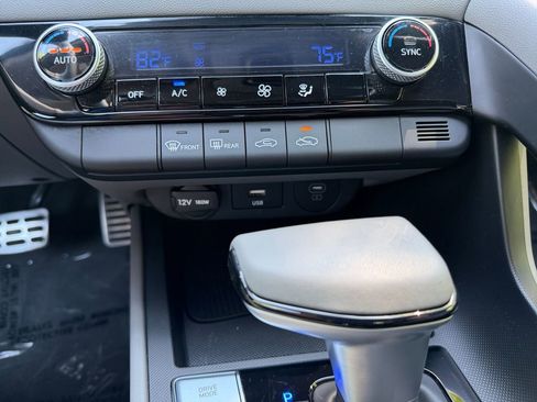 Certified 2025 Hyundai Elantra Sport FWD image 22