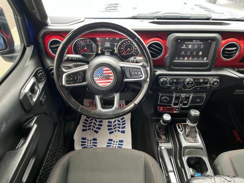 Used 2018 Jeep Wrangler Unlimited Rubicon AWD/4WD image 13