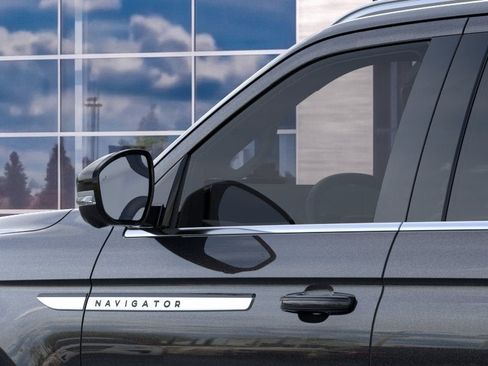 New 2026 Lincoln Navigator Reserve AWD/4WD image 20