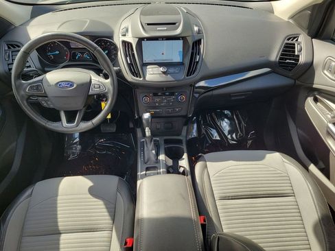 Used 2017 Ford Escape SE w/ Equipment Group 201A FWD image 15