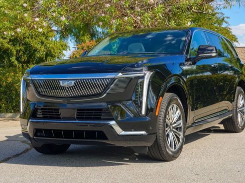 New 2026 Cadillac Escalade IQ Luxury 1 AWD/4WD image 2